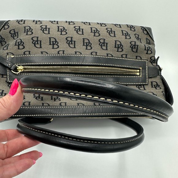 Vintage DOONEY & BOURKE Shadow Canvas Anniversary Bag Shoulder Lock 1990 - Picture 12 of 15